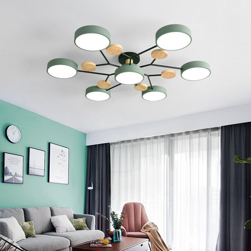 Scandinavische Plafondlamp Met Houten Accenten