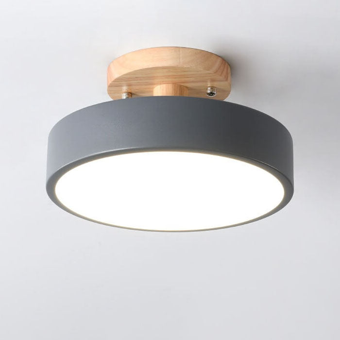 Scandinavische Ronde LED Plafondlamp Met Houten Detail
