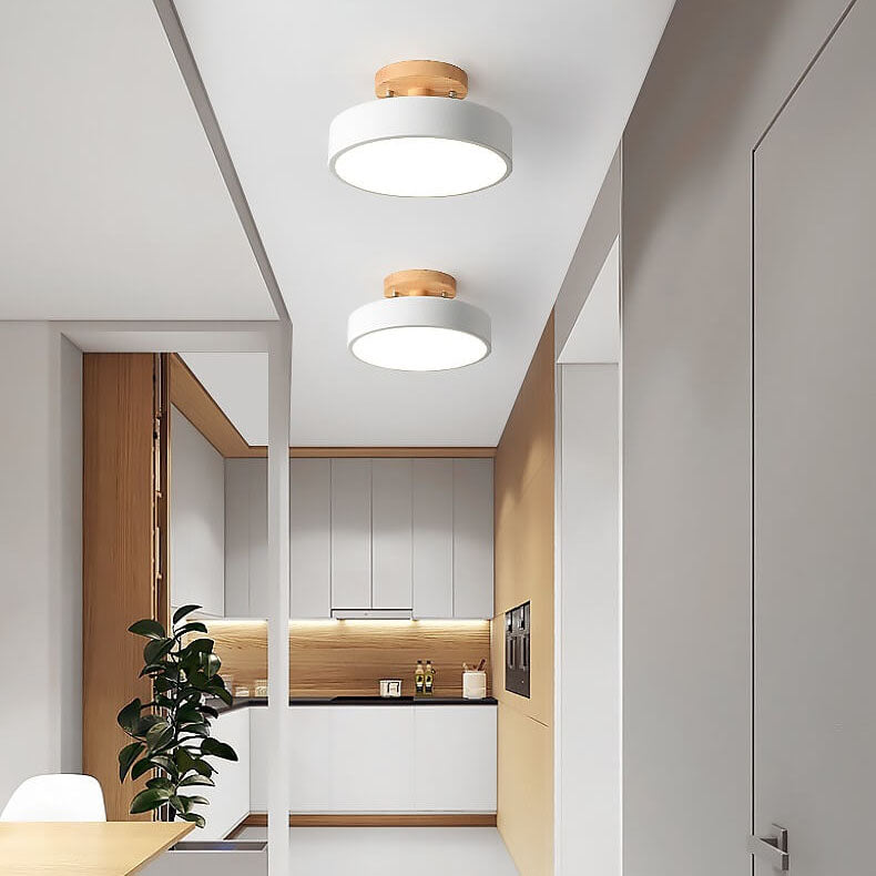 Scandinavische Ronde LED Plafondlamp Met Houten Detail