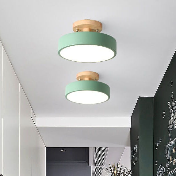 Scandinavische Ronde LED Plafondlamp Met Houten Detail