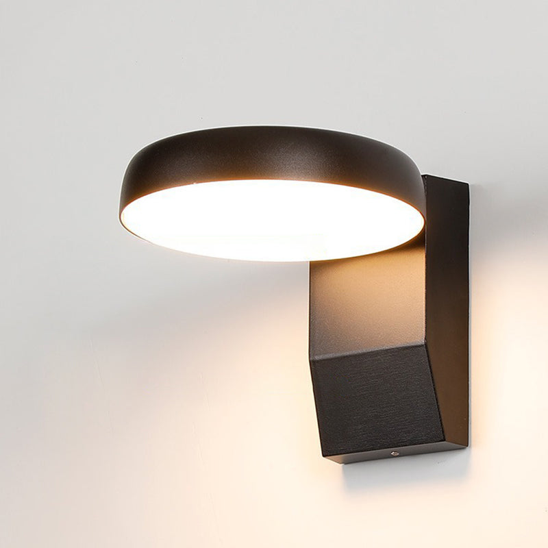 Moderne Buitenlamp Met LED En Bewegingssensor