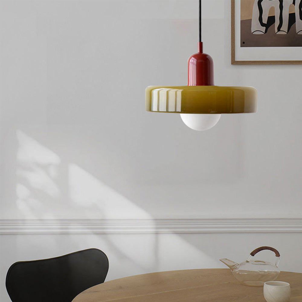 Hanglamp Van Gekleurd Glas In Retro Stijl