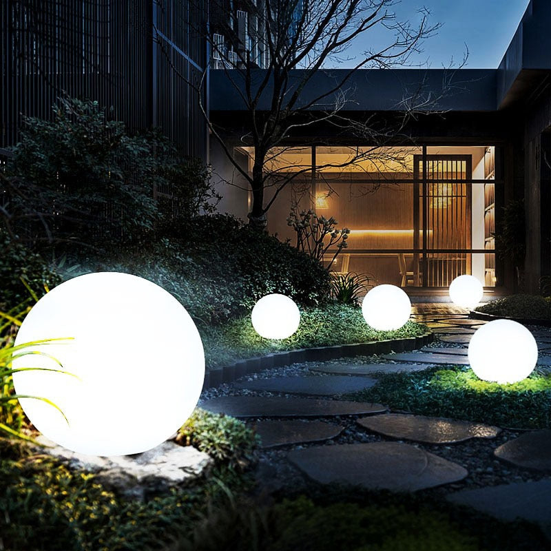 Ronde Buitenlamp In Bolvormig Design