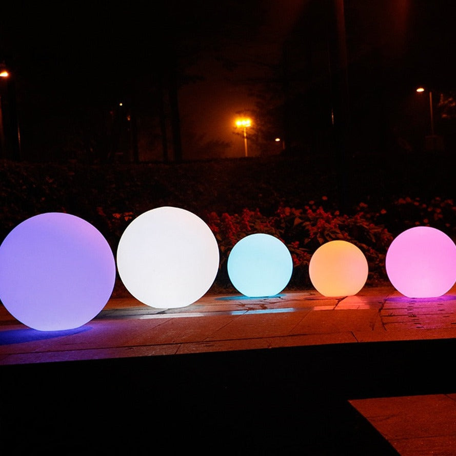Ronde Buitenlamp In Bolvormig Design