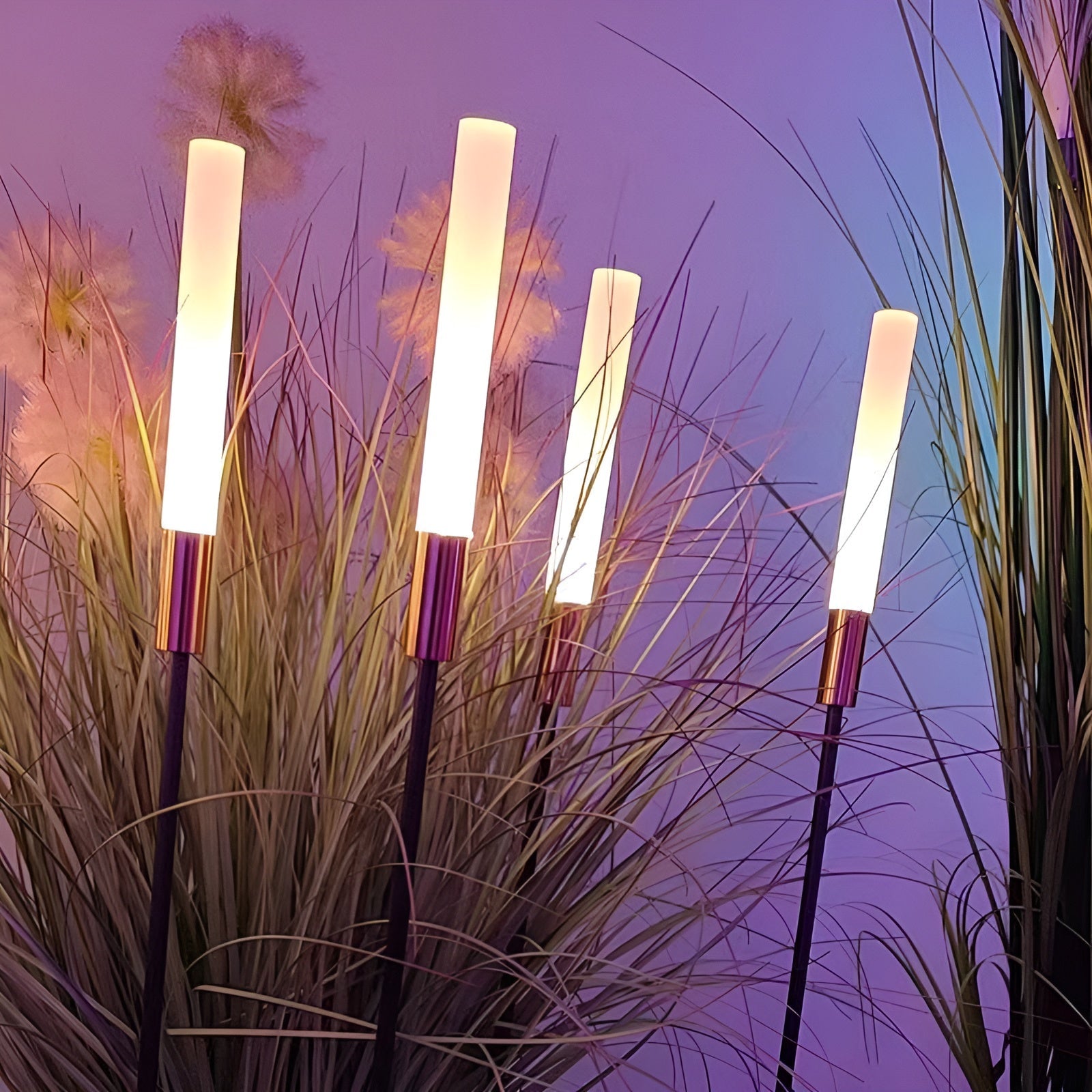 Solar Tuinverlichting Met Moderne Slanke LED Staven