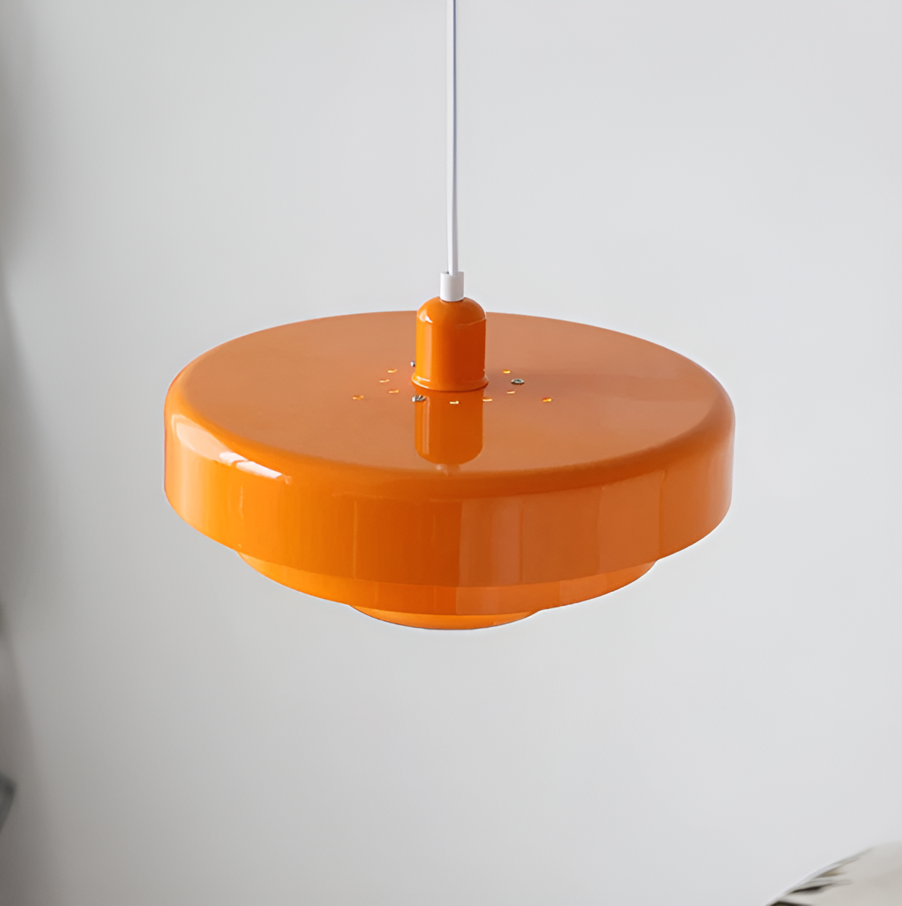 Retro Hanglamp Van Metaal In Scandinavisch Design