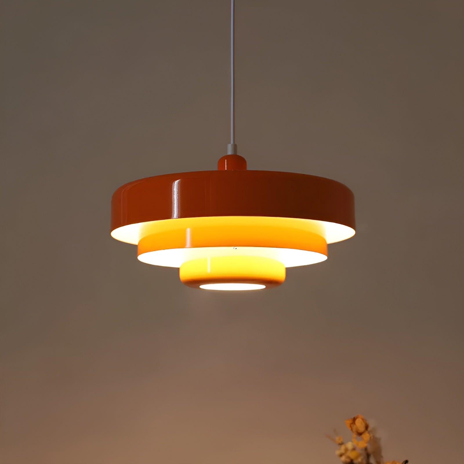 Retro Hanglamp Van Metaal In Scandinavisch Design