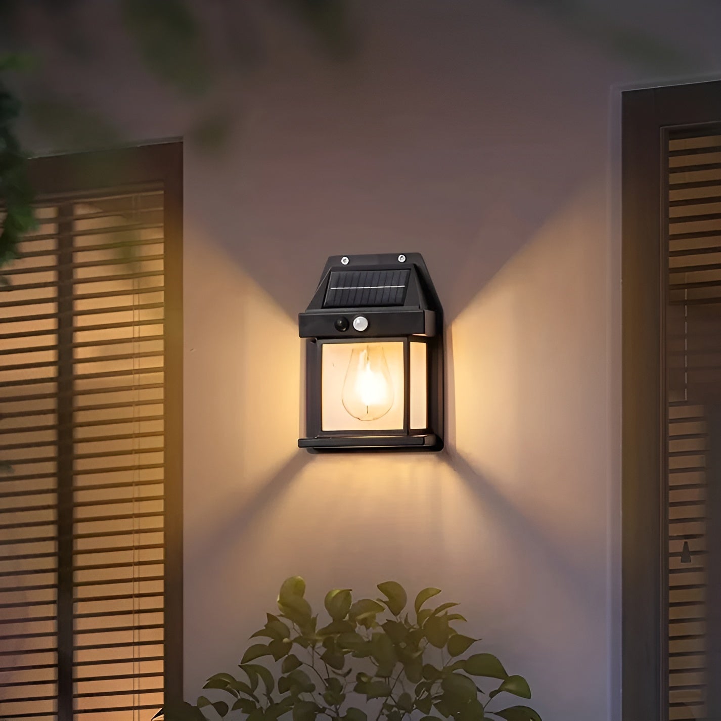 Solar Wandlamp Met Bewegingssensor In Klassiek Design