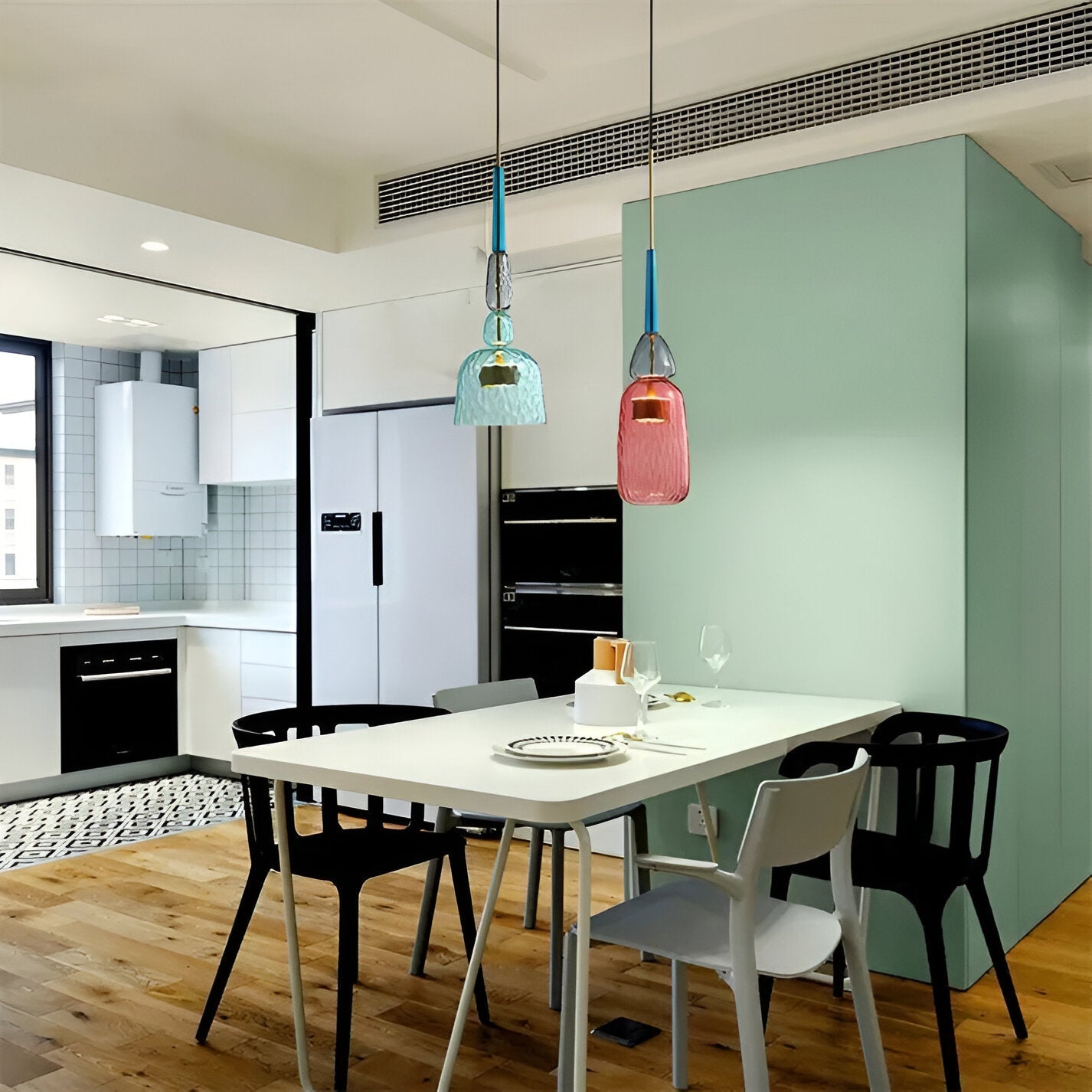 Noordse Hanglamp Van Gekleurd Glas In Macaron Stijl