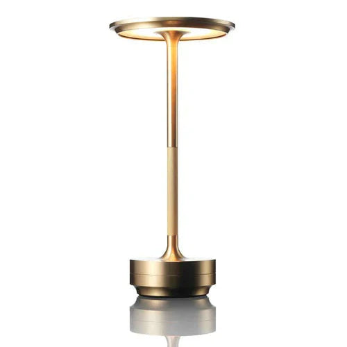 Moderne Draadloze Tafellamp In Scandinavische Stijl