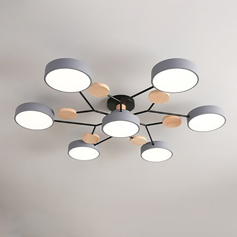 Scandinavische Plafondlamp Met Houten Accenten