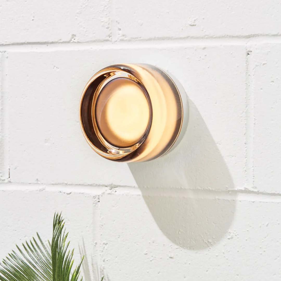 Moderne Ronde Wandlamp Van Gekleurd Glas