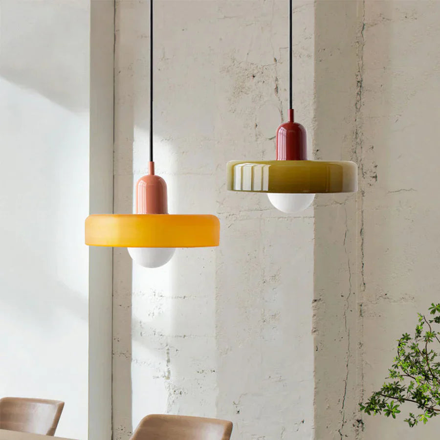 Scandinavische Hanglamp Met Glazen Afwerking