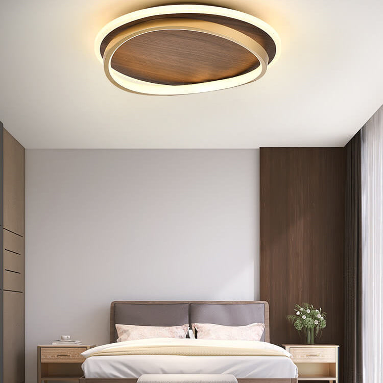 Ronde houten LED plafondlamp in modern Scandinavisch design