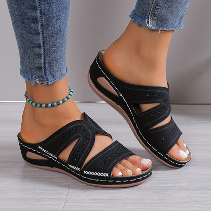 Zofia - Orthopedische Sandalen met Uitsnijdingen en Gevoerde Sleehak