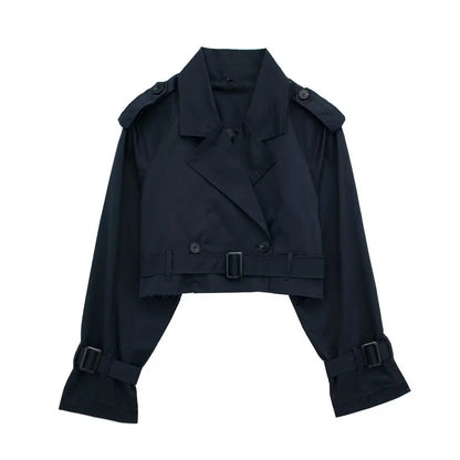 Trendy Korte Dames Trenchcoat Met Revers En Moderne Pasvorm