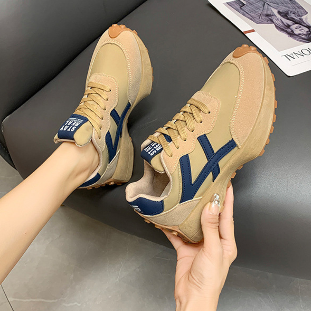 Kassandria - Retro-geïnspireerde sneakers met suède details voor dames
