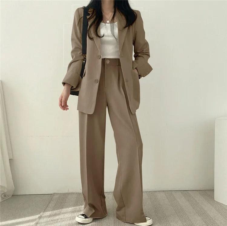 Athena - Minimalistische Blazerset met Bijpassende Broek voor Dames