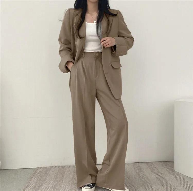 Athena - Minimalistische Blazerset met Bijpassende Broek voor Dames