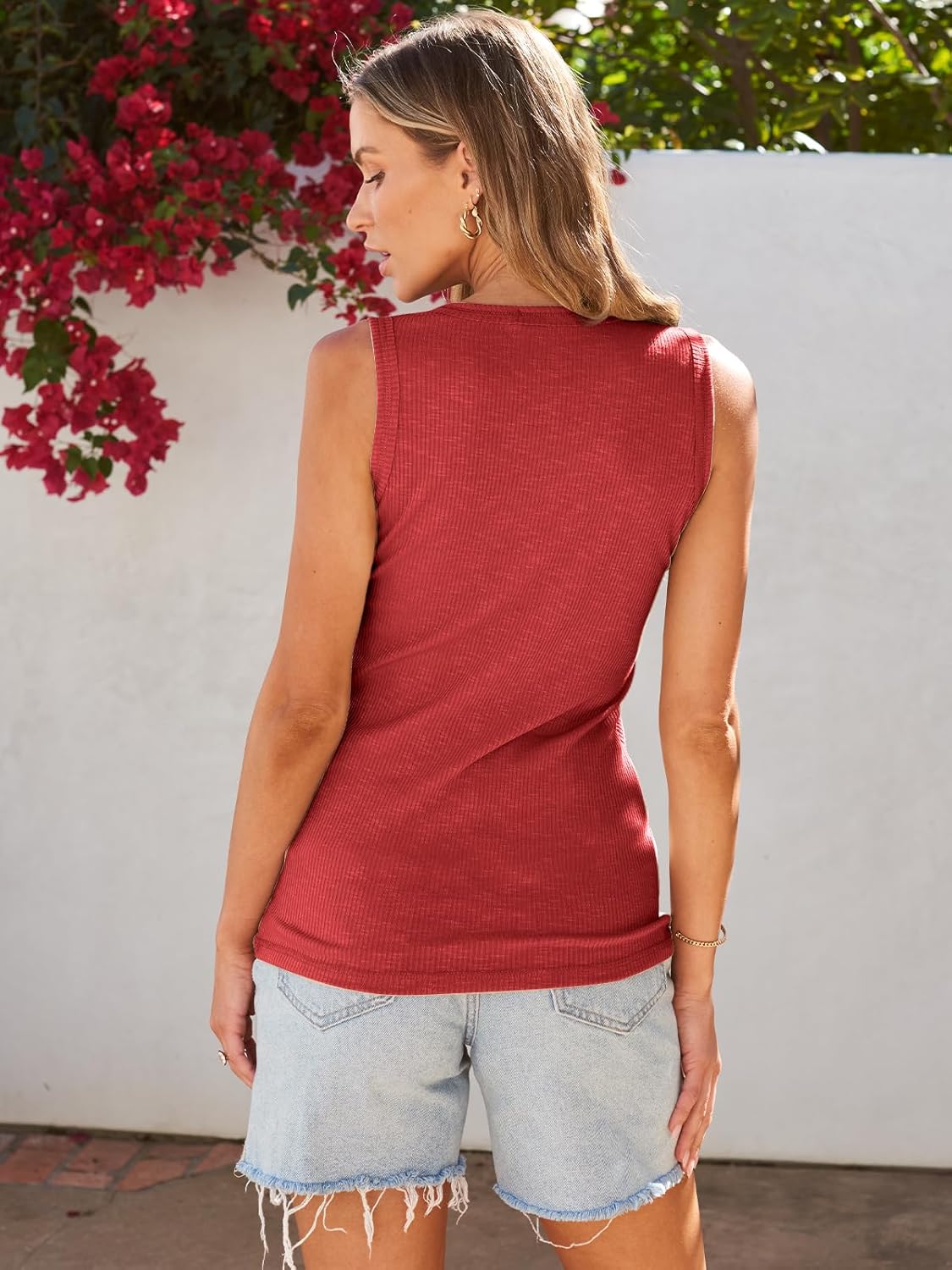 Marzena - Mouwloze, geknoopte, geribde tanktop voor dames