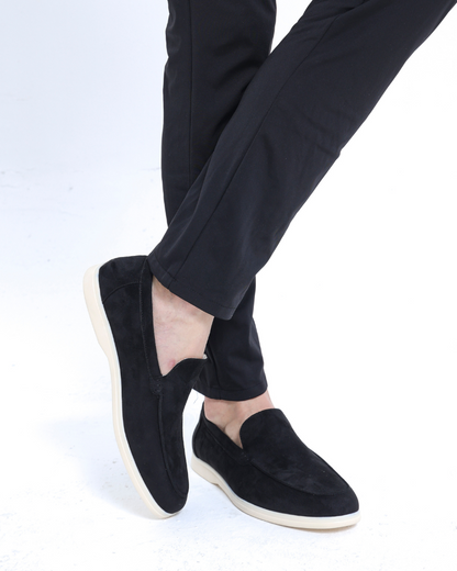 Stijlvolle Heren 3 Delige Set Polo met Lange Mouwen Broek en Suède Loafers