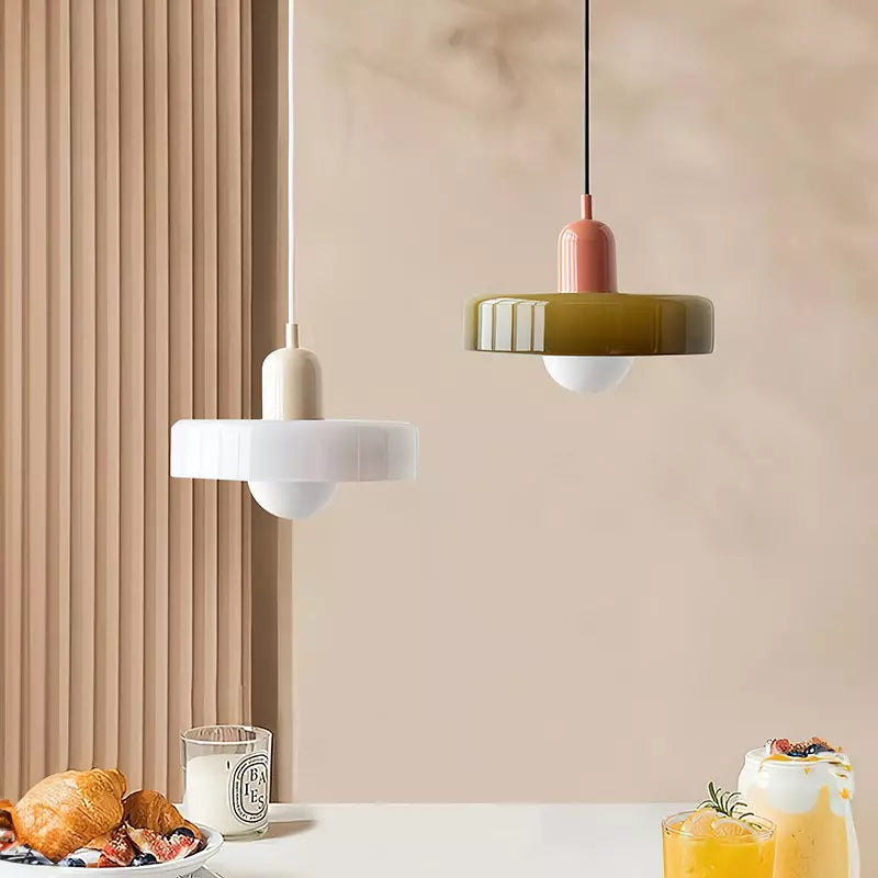Scandinavische Hanglamp Met Glazen Afwerking