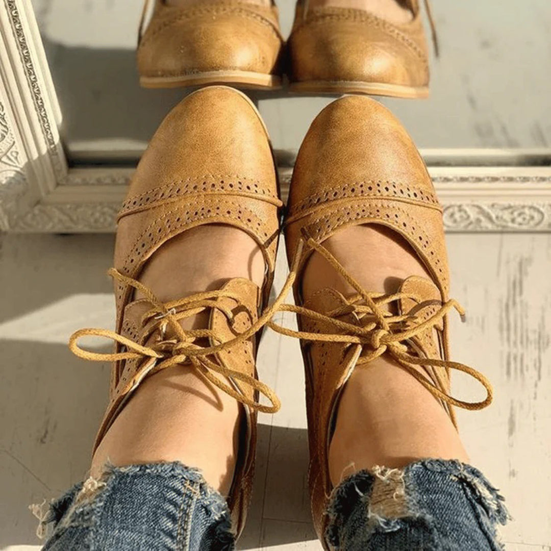 Antonella - Vintage Lace-Up Cutout Enkellaarsjes voor dames