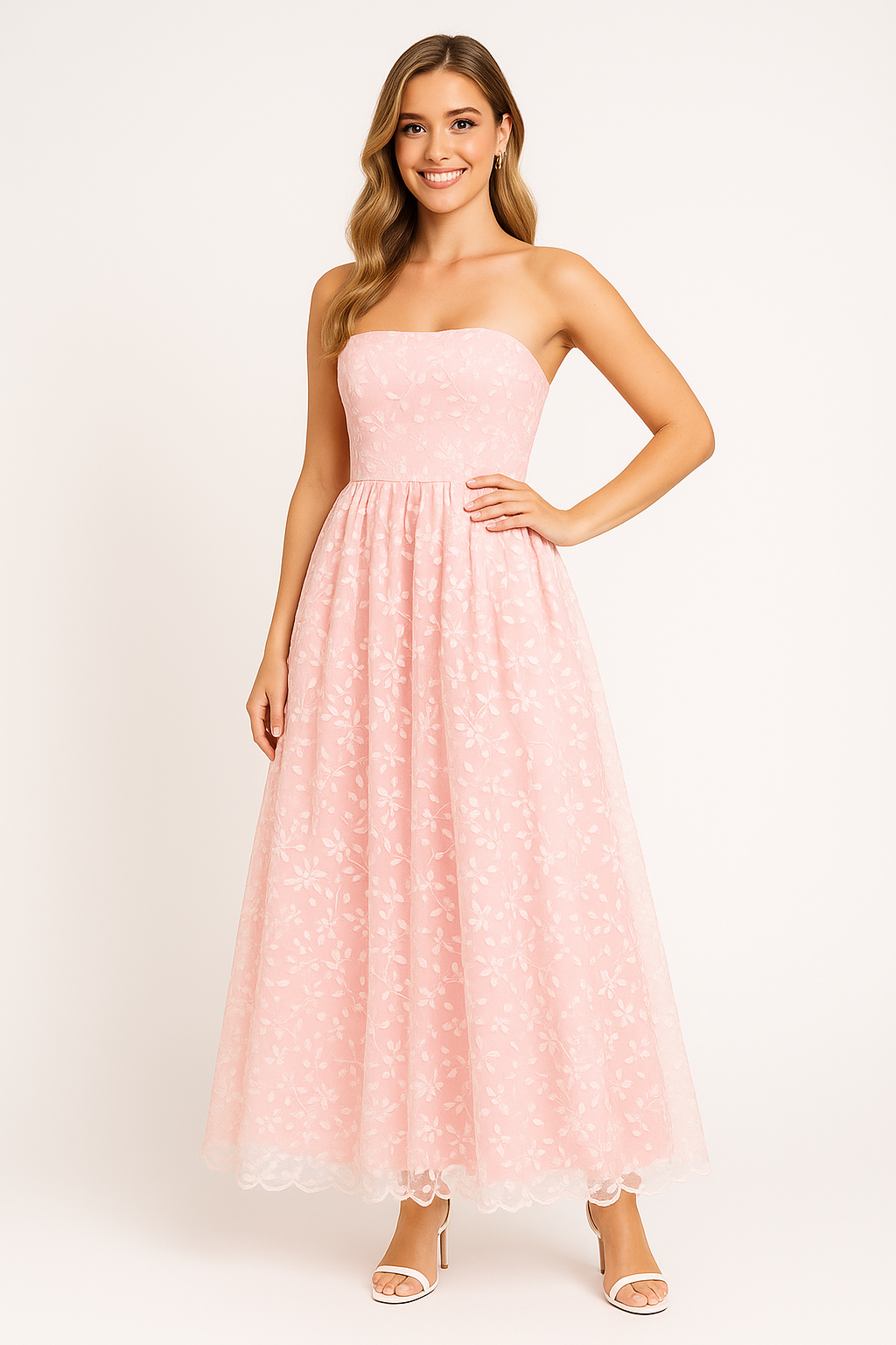 Lubica - Strapless Avondjurk met Geborduurde Kant en Vloeiende Rok