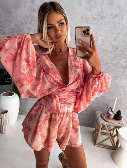Nova - Flowy zomerset tweedelig met shorts en blouse
