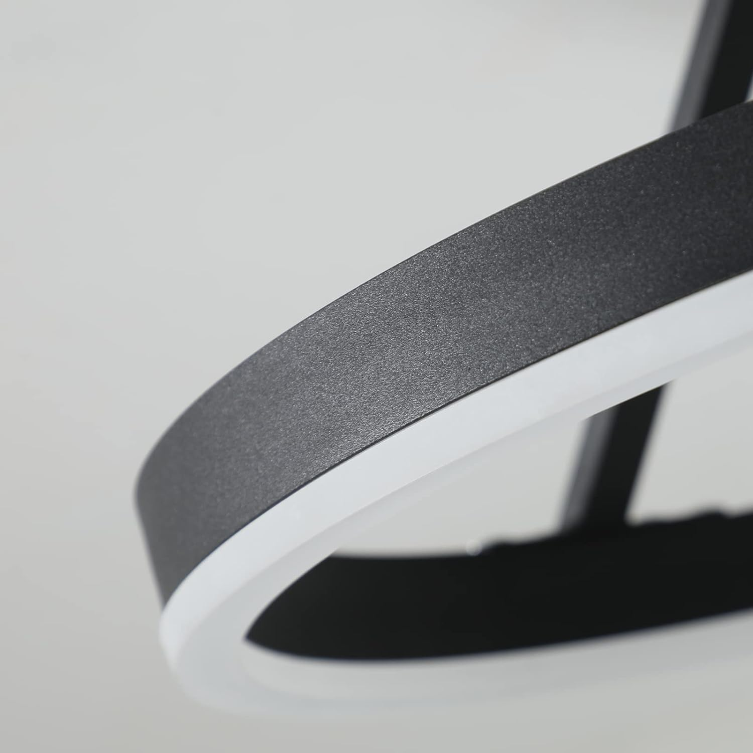 Ronde Scandinavische Plafondlamp Met Hangende LED-Ring