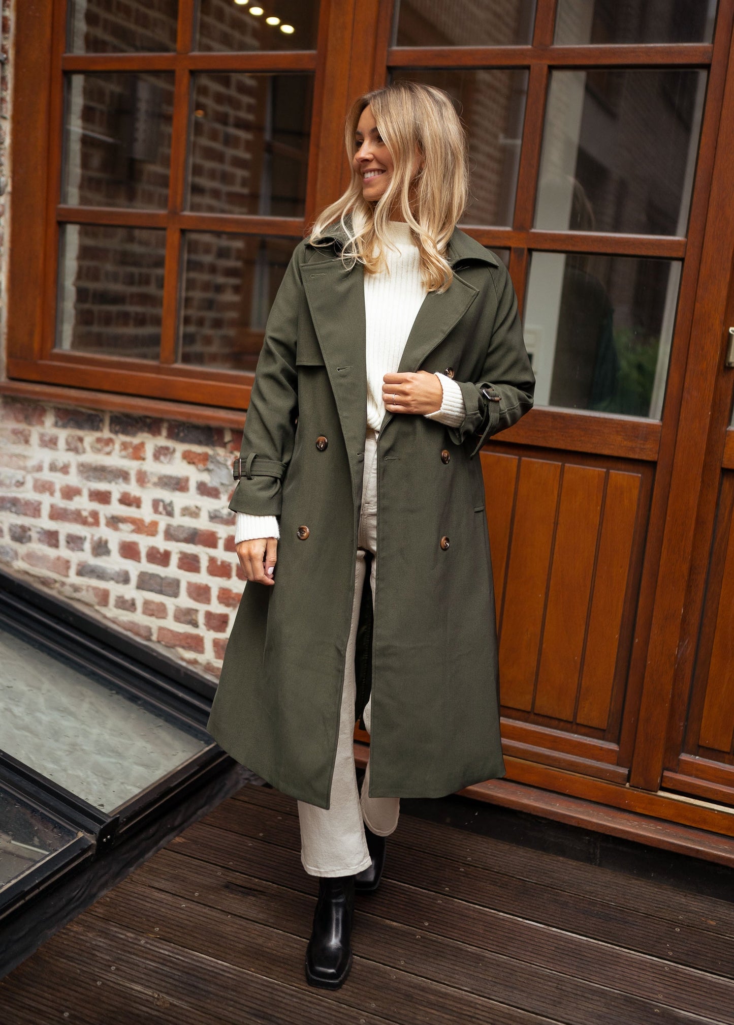 Dames Midi Trenchcoat Dubbelrijg met Ceintuur