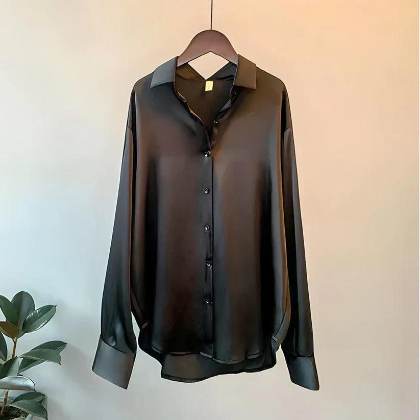 Celeste – Satijnen Blouse met Oversized Pasvorm en Lange Mouwen