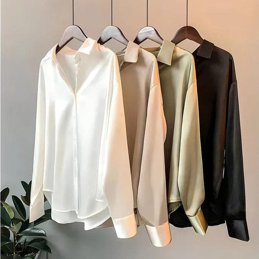 Celeste – Satijnen Blouse met Oversized Pasvorm en Lange Mouwen