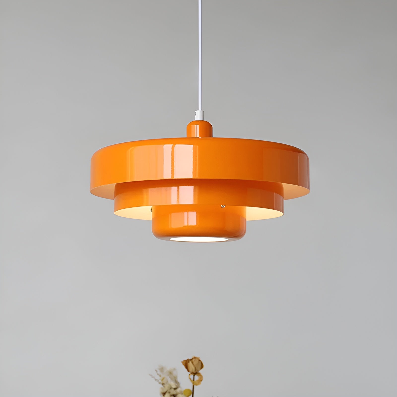 Retro Hanglamp Van Metaal In Scandinavisch Design
