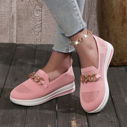 Leonie - Elegante Slip-On Loafers met Ketting Detail