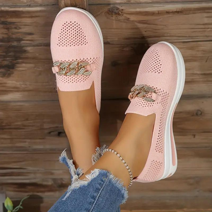 Leonie - Elegante Slip-On Loafers met Ketting Detail