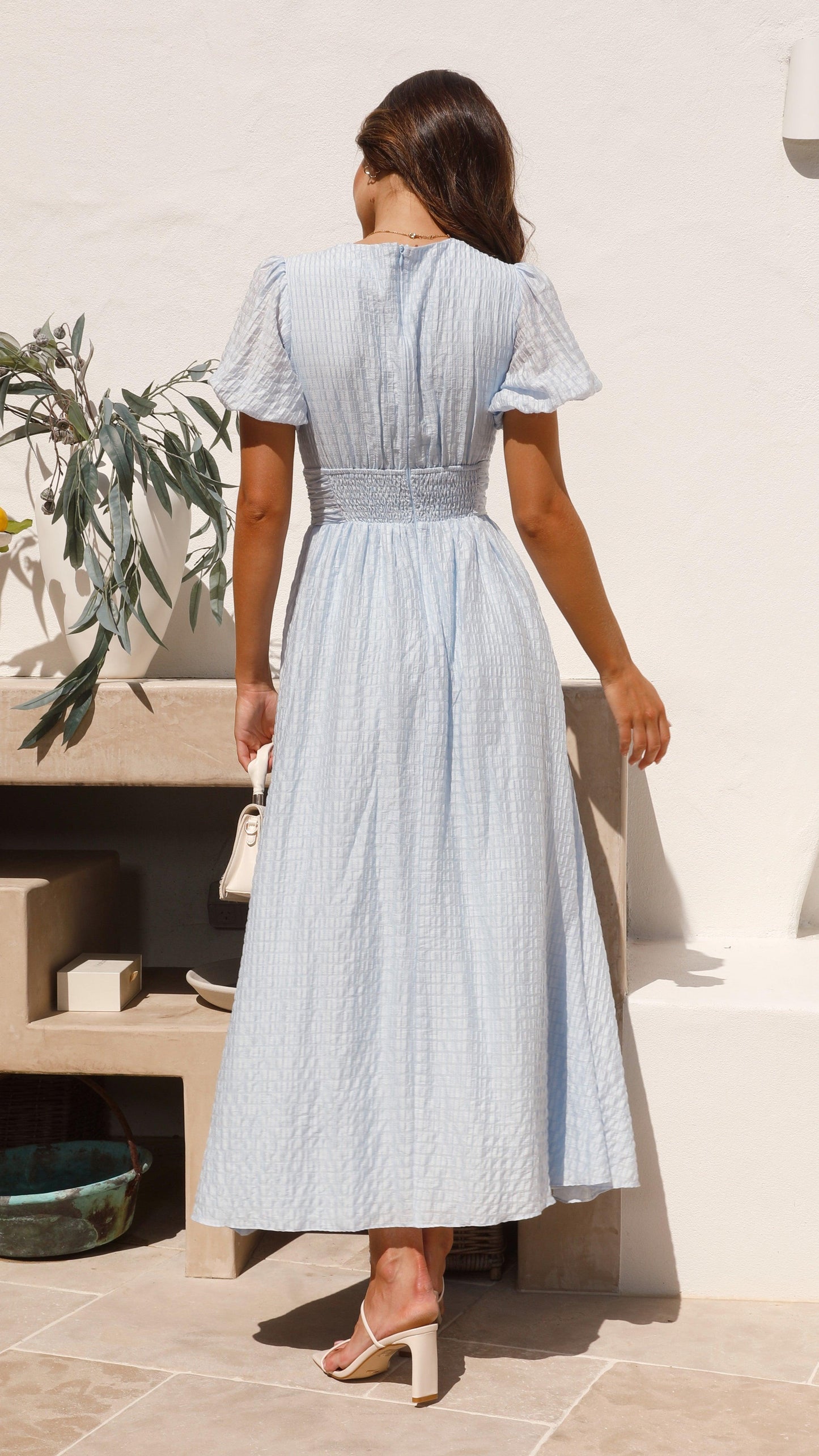 Bebe - Stijlvolle Dames Maxi Jurk met Knoopdetails