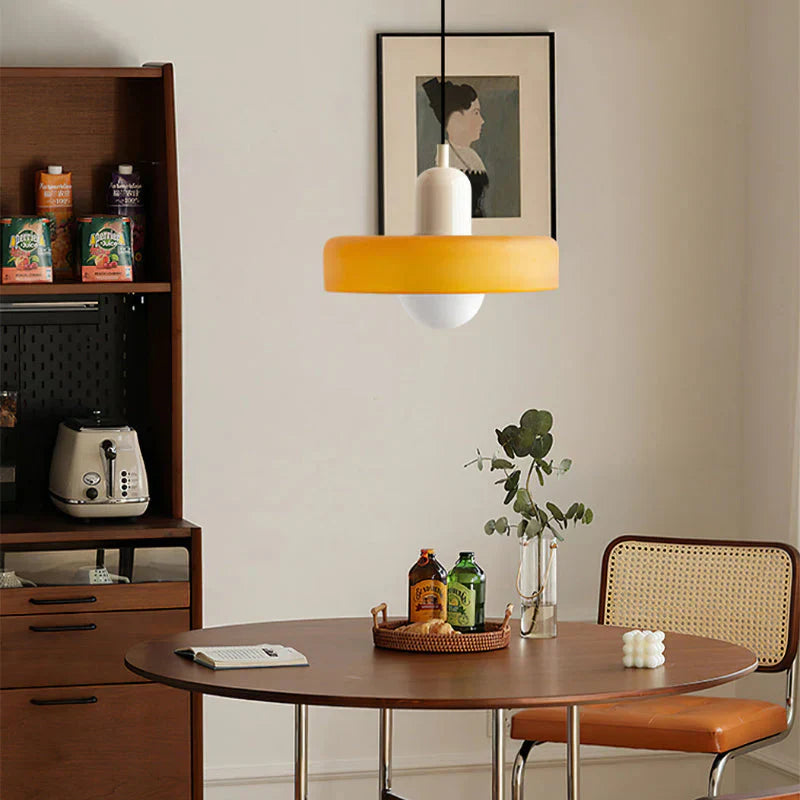 Scandinavische Hanglamp Met Glazen Afwerking