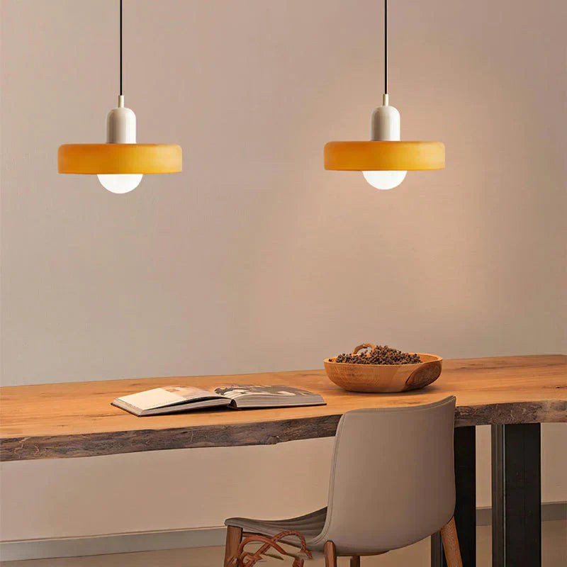 Scandinavische Hanglamp Met Glazen Afwerking