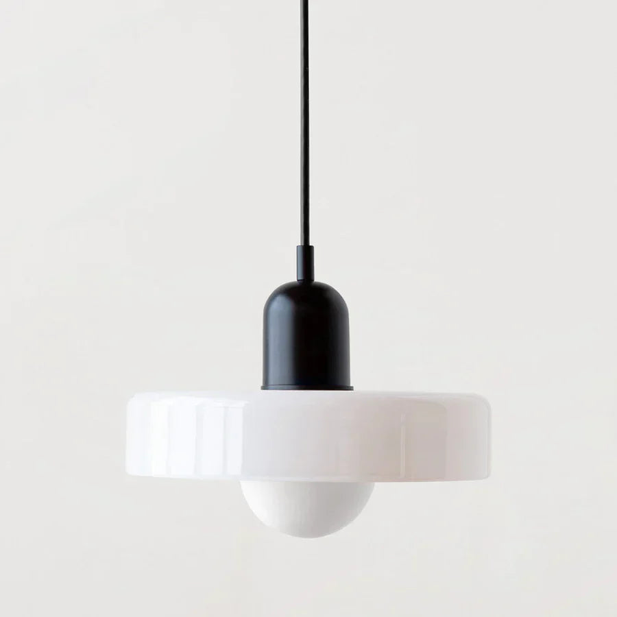 Scandinavische Hanglamp Met Glazen Afwerking