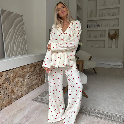 Comfortabele Pyjama Set Vrouwen Hartjesprint Lange Mouwen