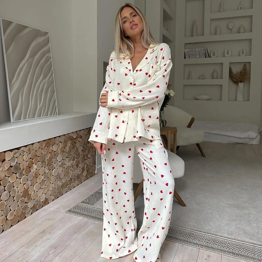 Comfortabele Pyjama Set Vrouwen Hartjesprint Lange Mouwen
