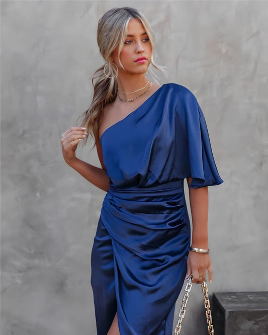 Suzanne - Satijnen One Shoulder Feestjurk met Split