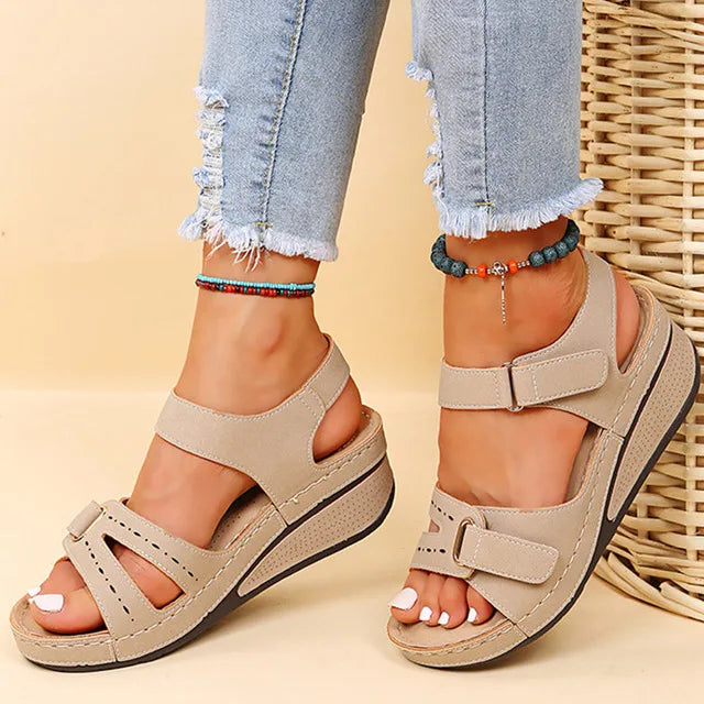 Danuta - Sandalen met verstelbare bandjes voor optimaal comfort