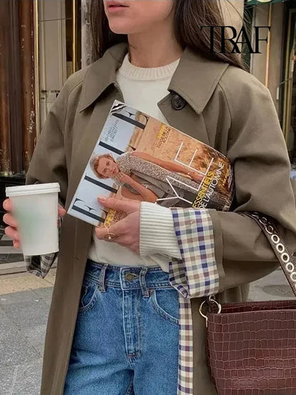 Lange Dames Trenchcoat met Geruitte Binnenvoering