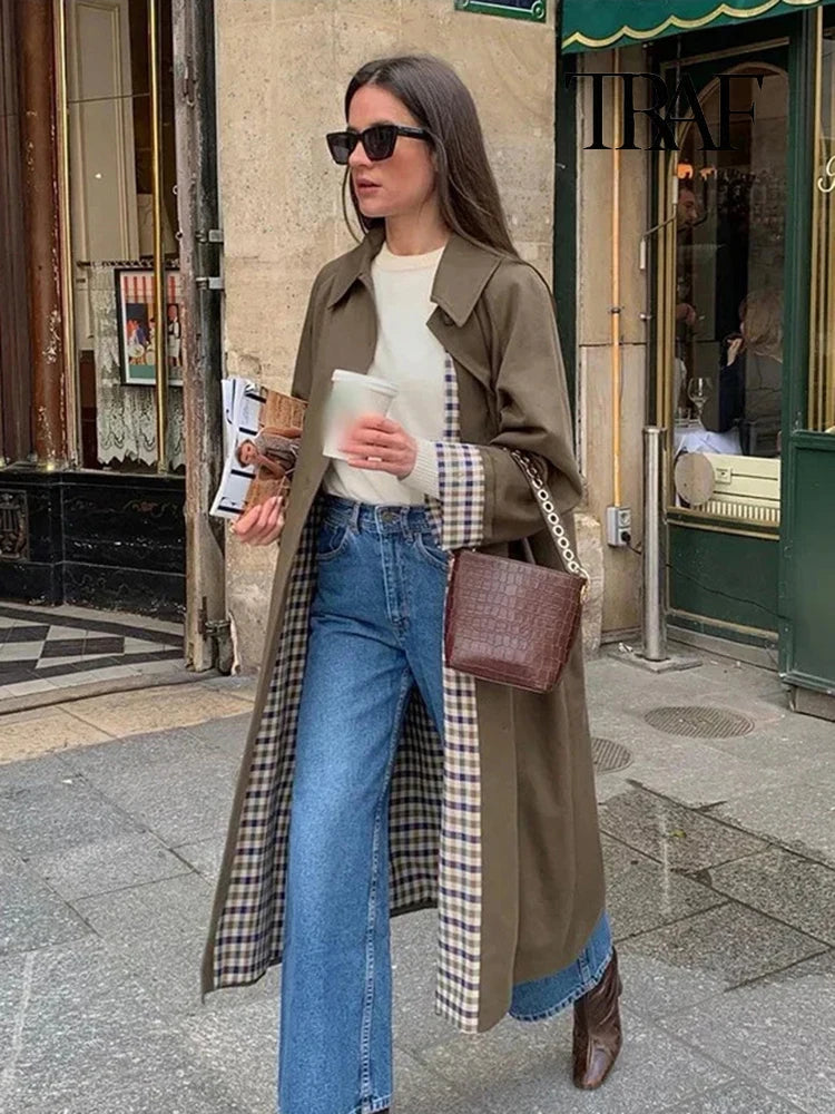 Lange Dames Trenchcoat met Geruitte Binnenvoering