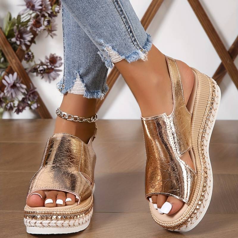 Zara - Wedge Sandaal met Verstelbare Enkelband