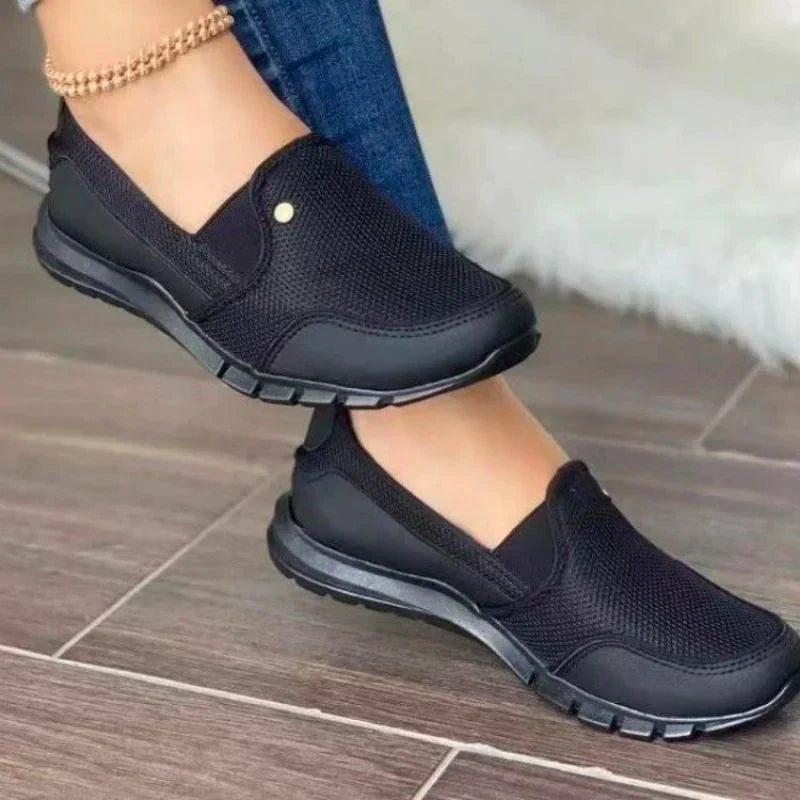 Oana - Lichtgewicht Slip-On Sneakers Met Ademende Pasvorm voor Vrouwen