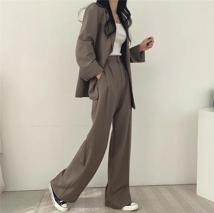 Athena - Minimalistische Blazerset met Bijpassende Broek voor Dames