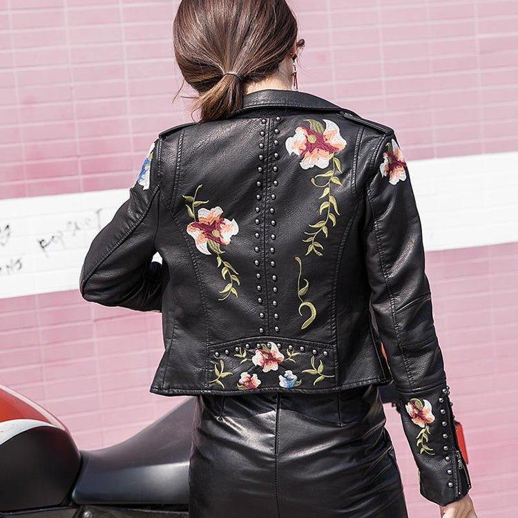 Laura - Chique Jas met Bloemendesign